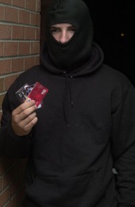 Credit Card Thief by Brandon Holgersen/Wikimedia Commons